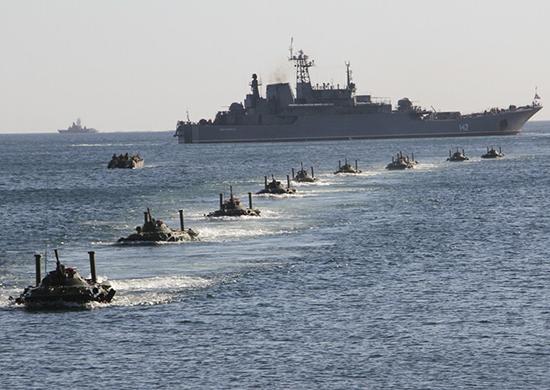 За словами віце-адмірала Ігоря Воронченко, в Азовському і Чорному морях склалася дуже напружена ситуація