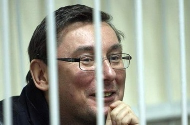 15 грудня 2012, 3:30 Переглядів:   Юрій Луценко, фото з сайту kievskaya