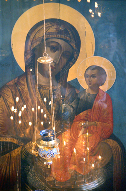 Іверська ікона Божої Матері є однією зі святинь Свято-Нікольського кафедрального собору   м Владивостока